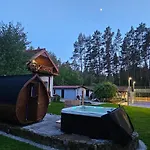 Warmegas - Luksusowy Dom Rozrywki Z Jacuzzi,sauna,padel Villa