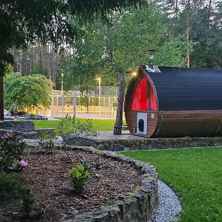 Villa Warmegas - Luksusowy Dom Rozrywki Z Jacuzzi,sauna,padel