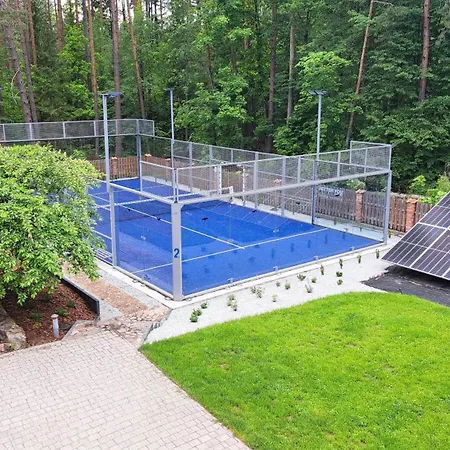 Villa Warmegas - Luksusowy Dom Rozrywki Z Jacuzzi,sauna,padel