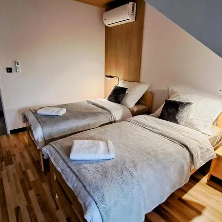 Villa Warmegas - Luksusowy Dom Rozrywki Z Jacuzzi,sauna,padel Milogorze