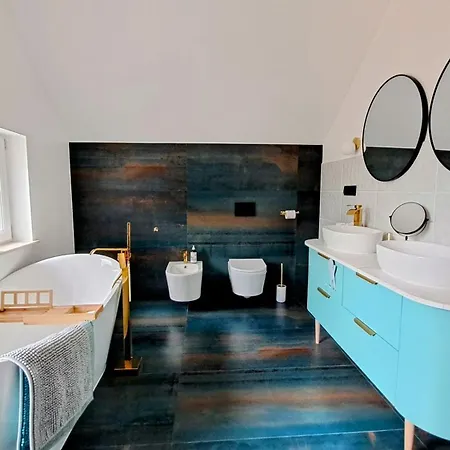 Warmegas - Luksusowy Dom Rozrywki Z Jacuzzi,sauna,padel Villa Milogorze